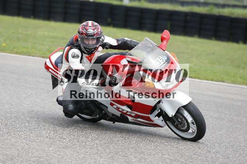 Archiv-2025/52 10.09.2025 FREERIDE Training  ADR/Gruppe M/35